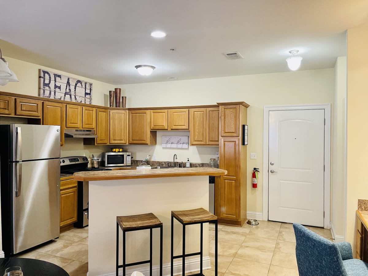 Photos and Video of Oceanaire Apartments in Biloxi, MS